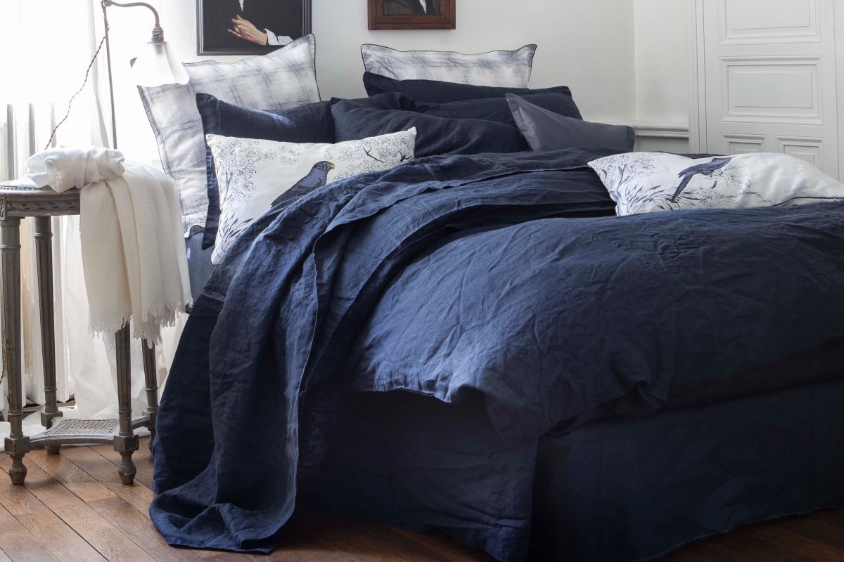 Nouvelle Vague Midnight Bedding