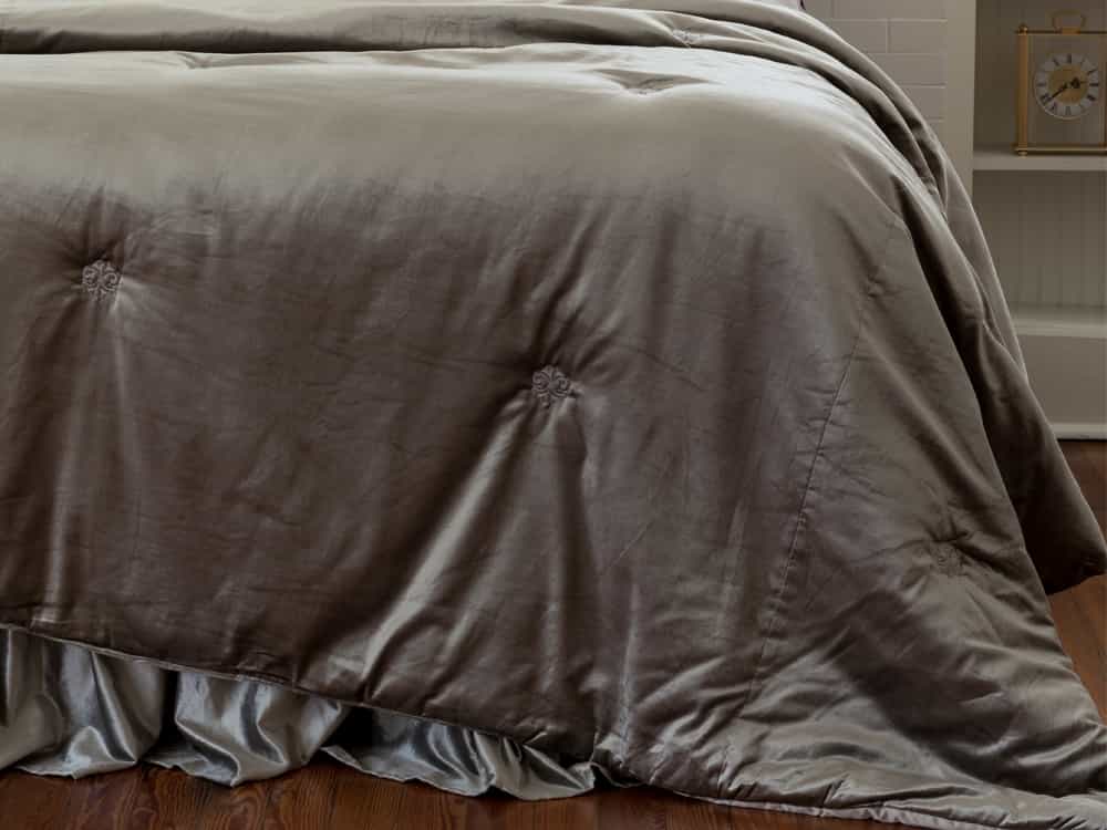 Chloe Silver Velvet Comfortlet by Lili Alessandra