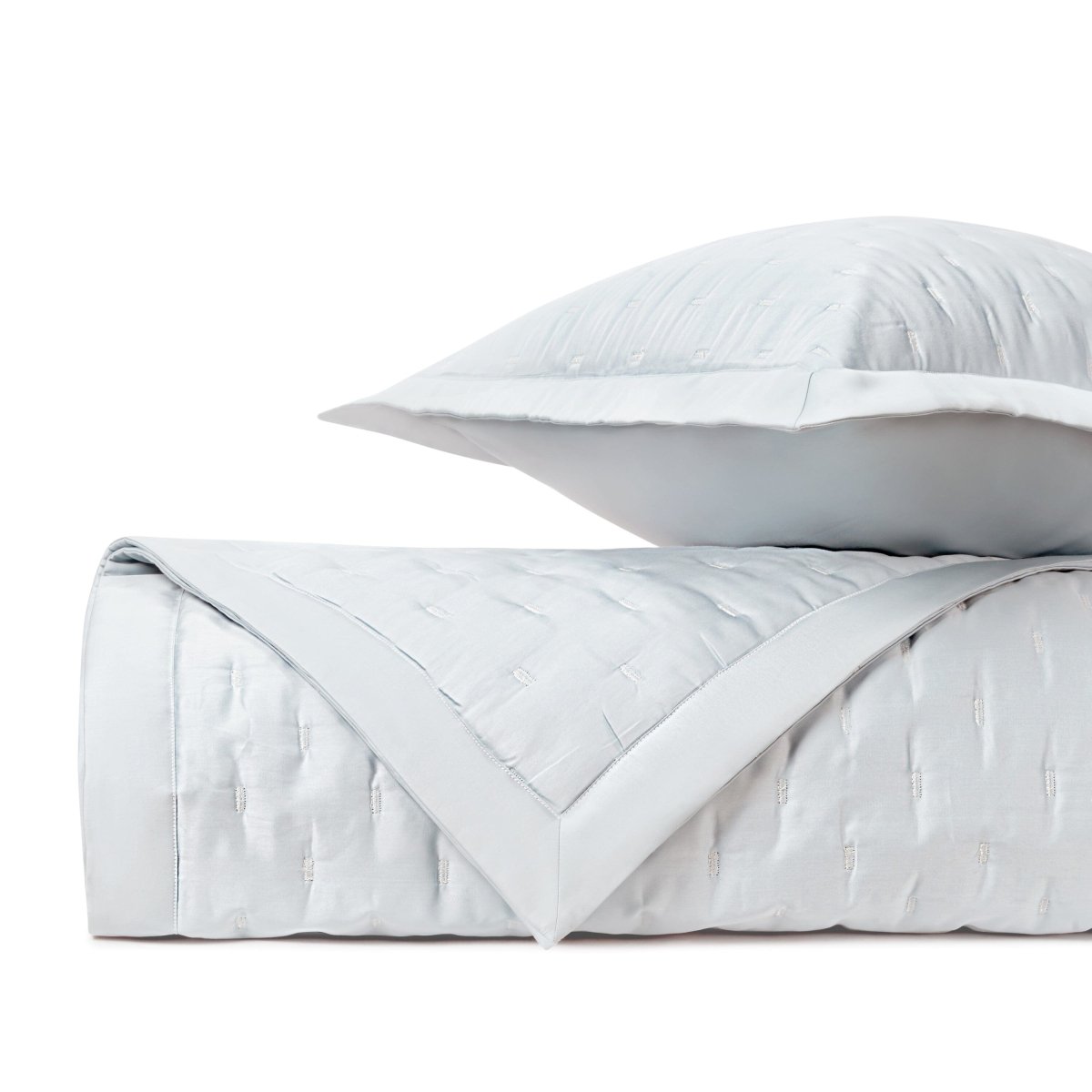 Fil Coupe Quilted White by Home Treasures