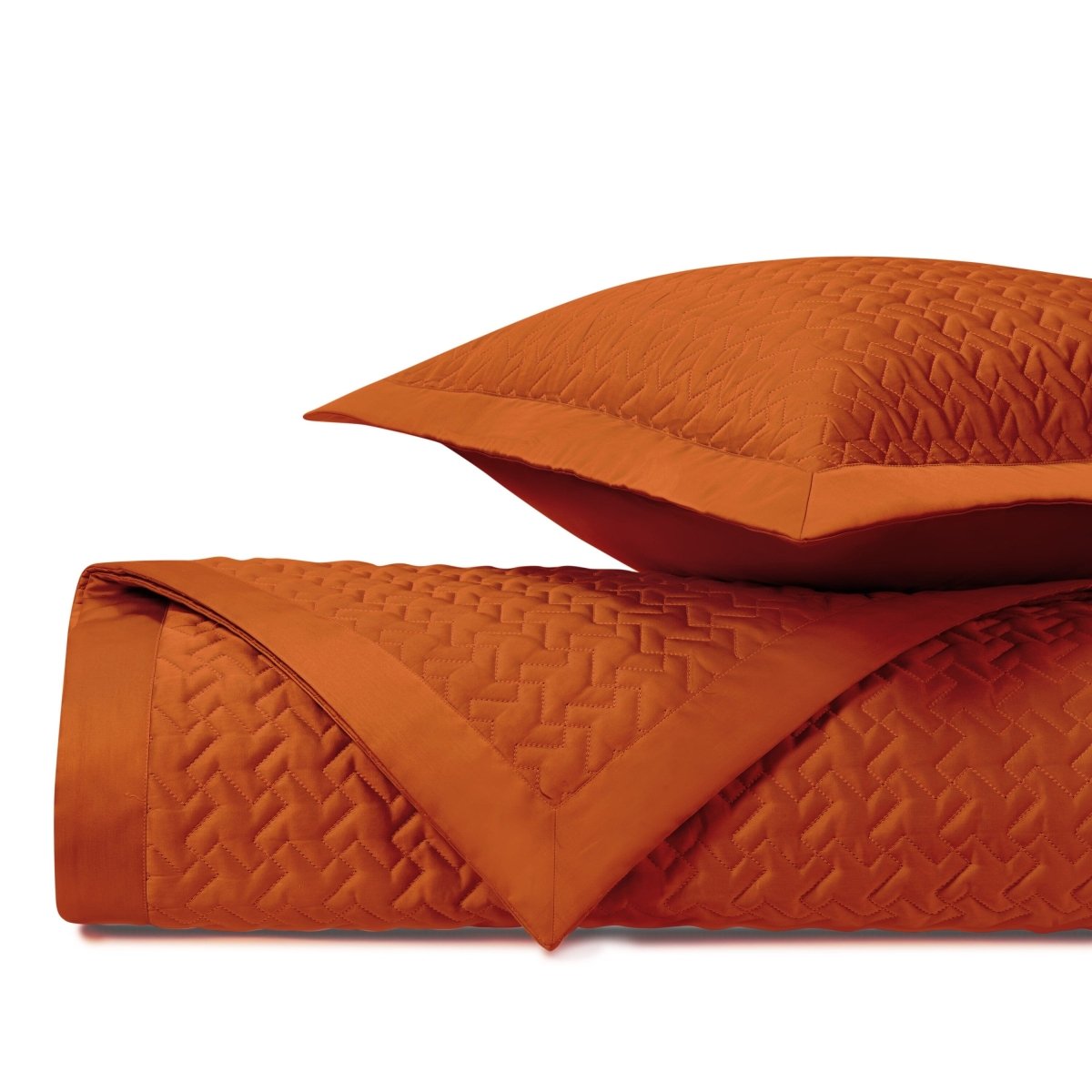 Houndstooth Quilted Clementine by Home Treasures