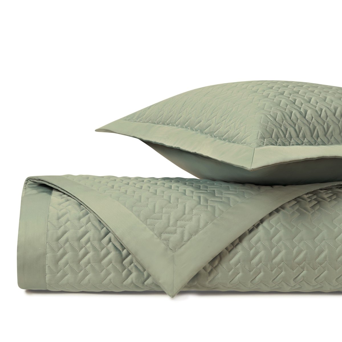 Houndstooth Quilted Crystal Green by Home Treasures