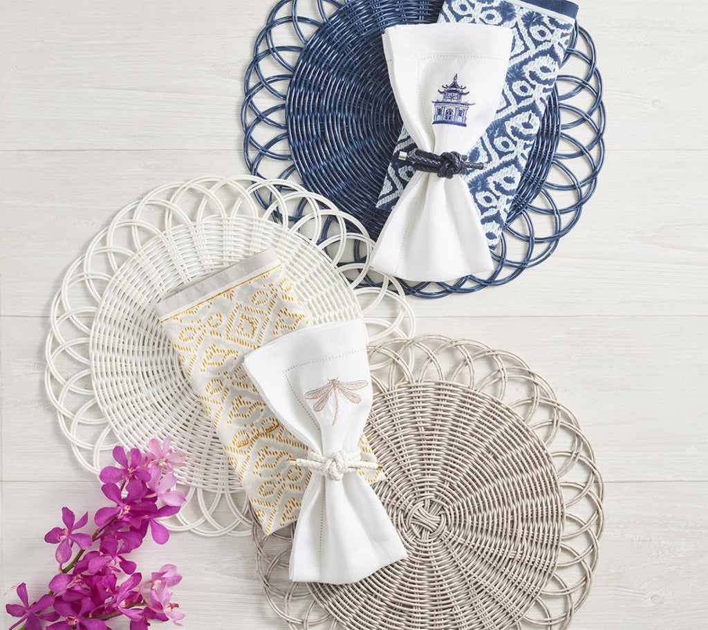 Alfresco Placemats Set of 4 in White by Kim Seybert