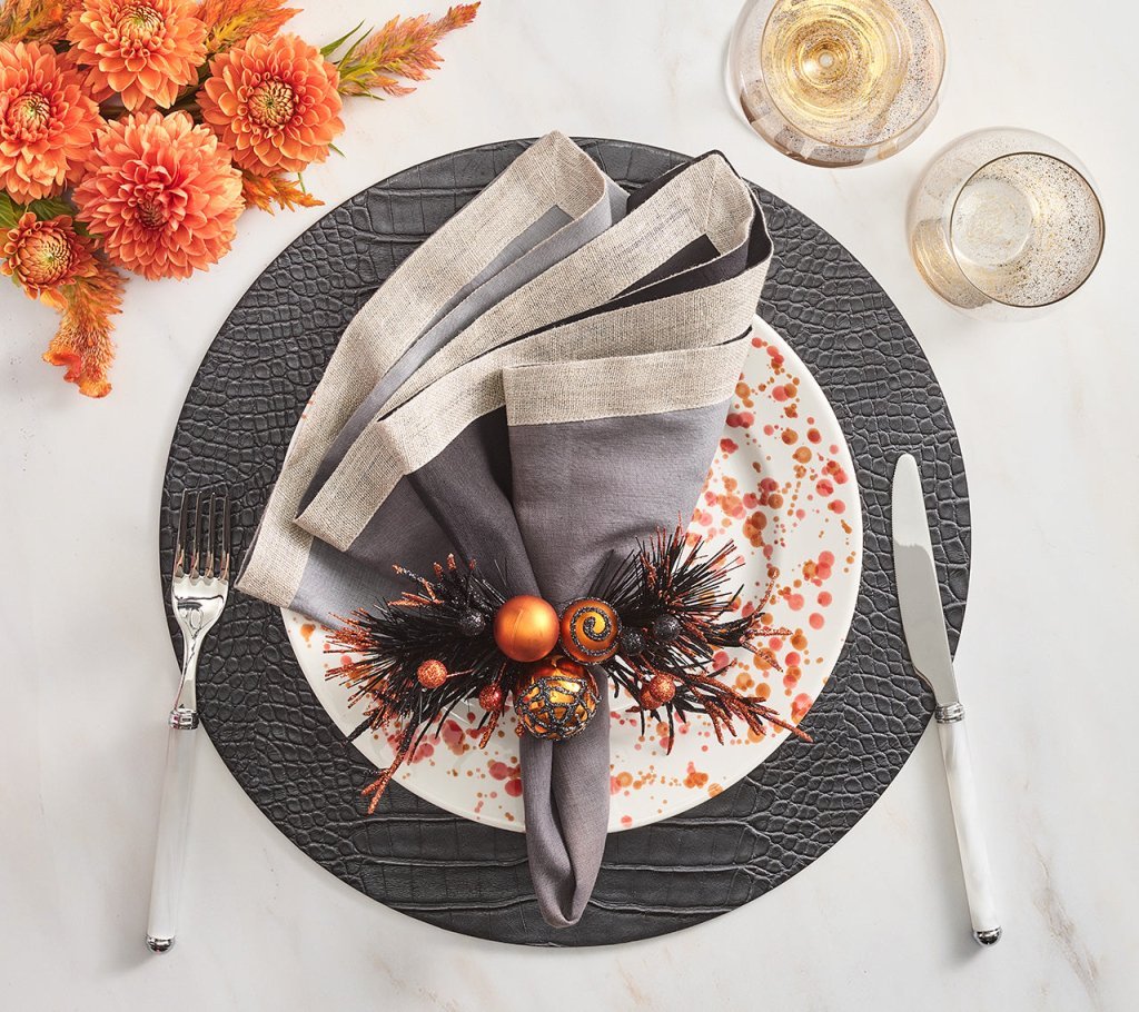 Dip Dye Napkin in Gray & Black Set of 4 by Kim Seybert