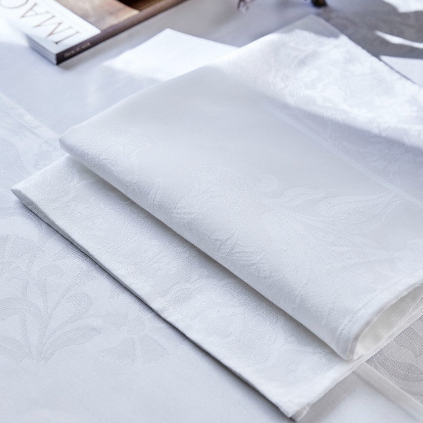 Voyage Iconique White Napkins By Le Jacquard Francais