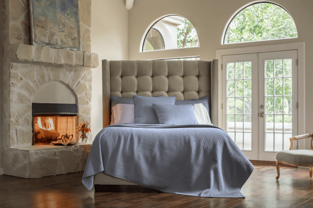 Retro Blue S&S by Lili Alessandra