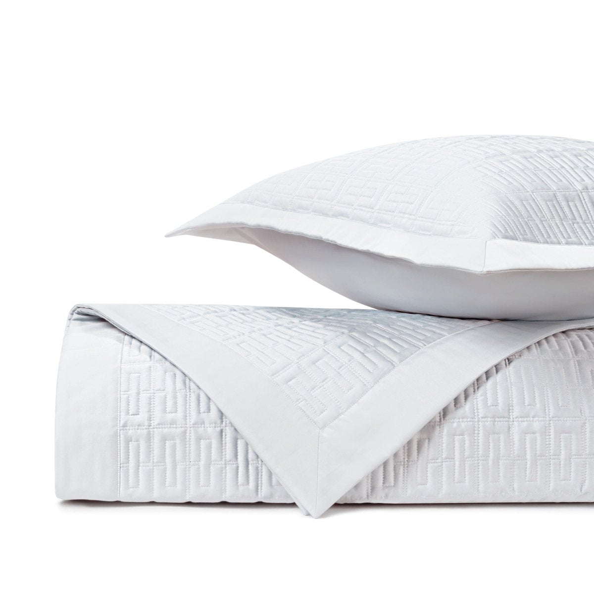 Londres Quilted White by Home Treasures