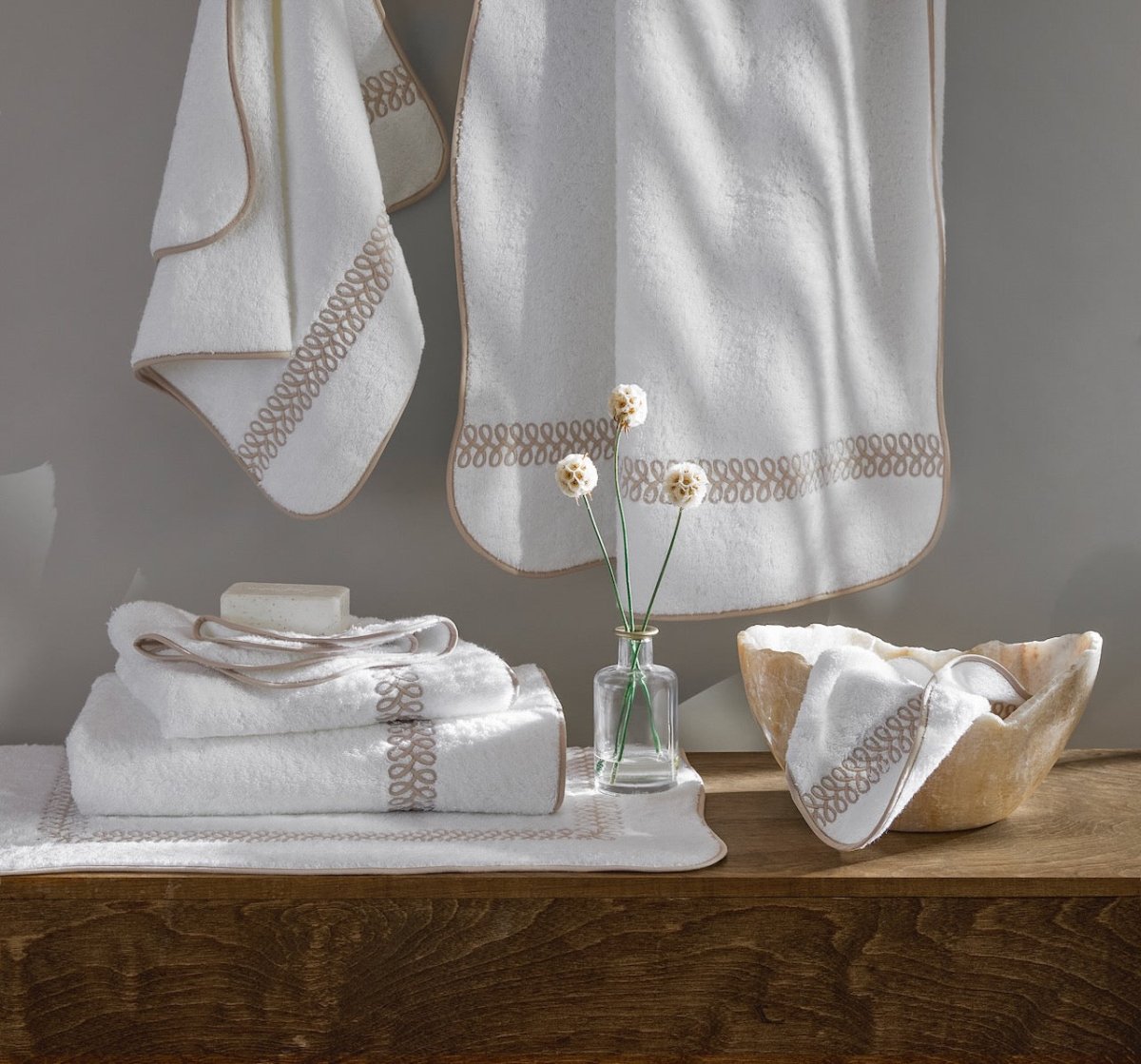 Astor Braid Towels by Matouk Schumacher