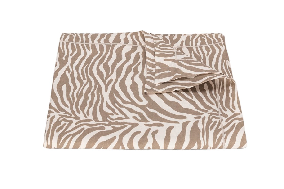 Regine Coconut Tablecloths | Matouk Schumacher