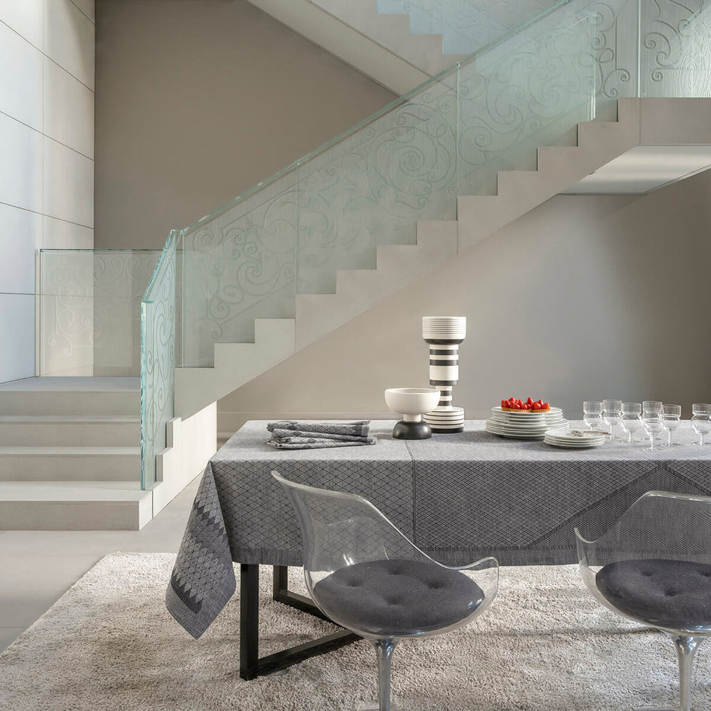 Club Re Table Linens by Le Jacquard Francais