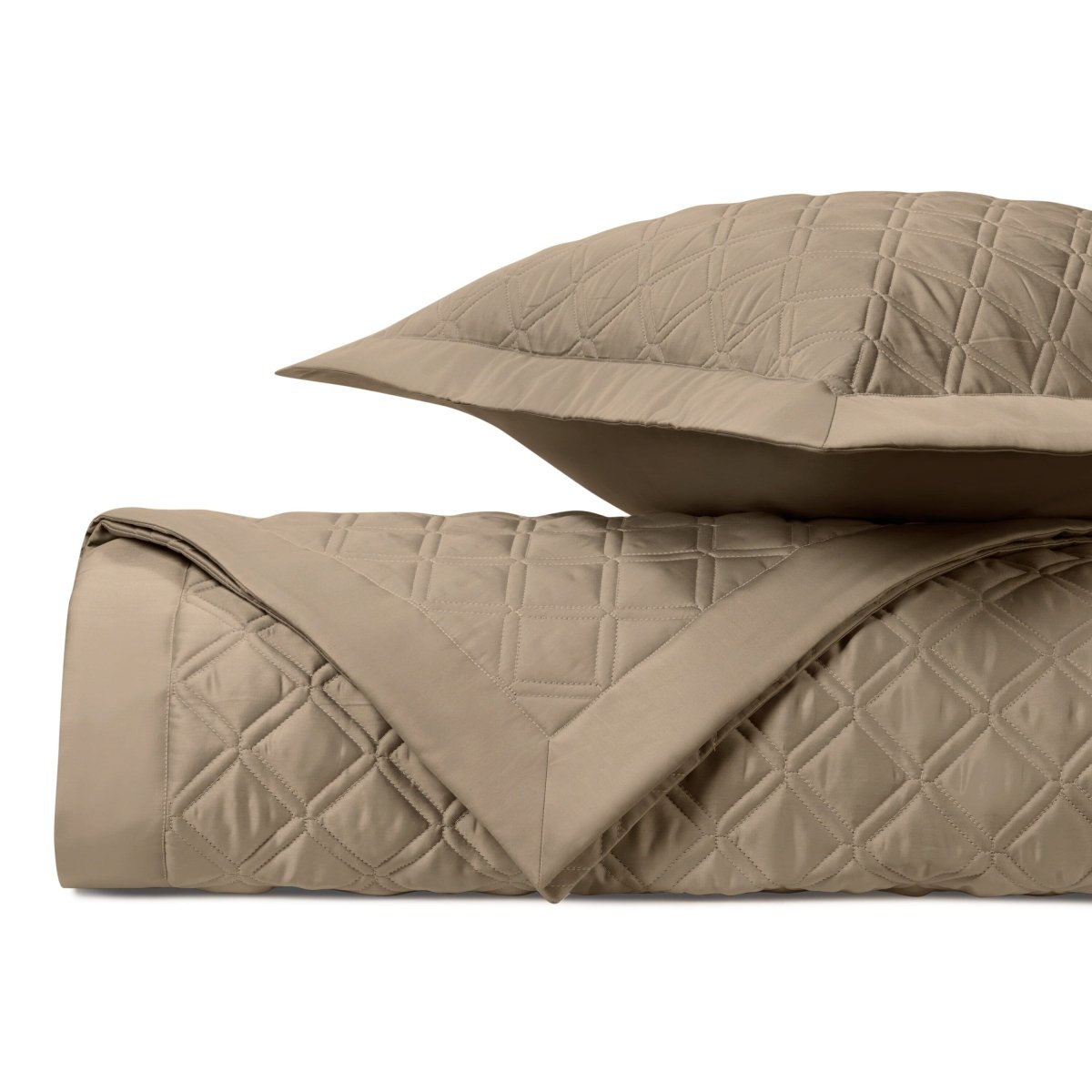 Renaissance Quilted Candlelight by Home Treasures