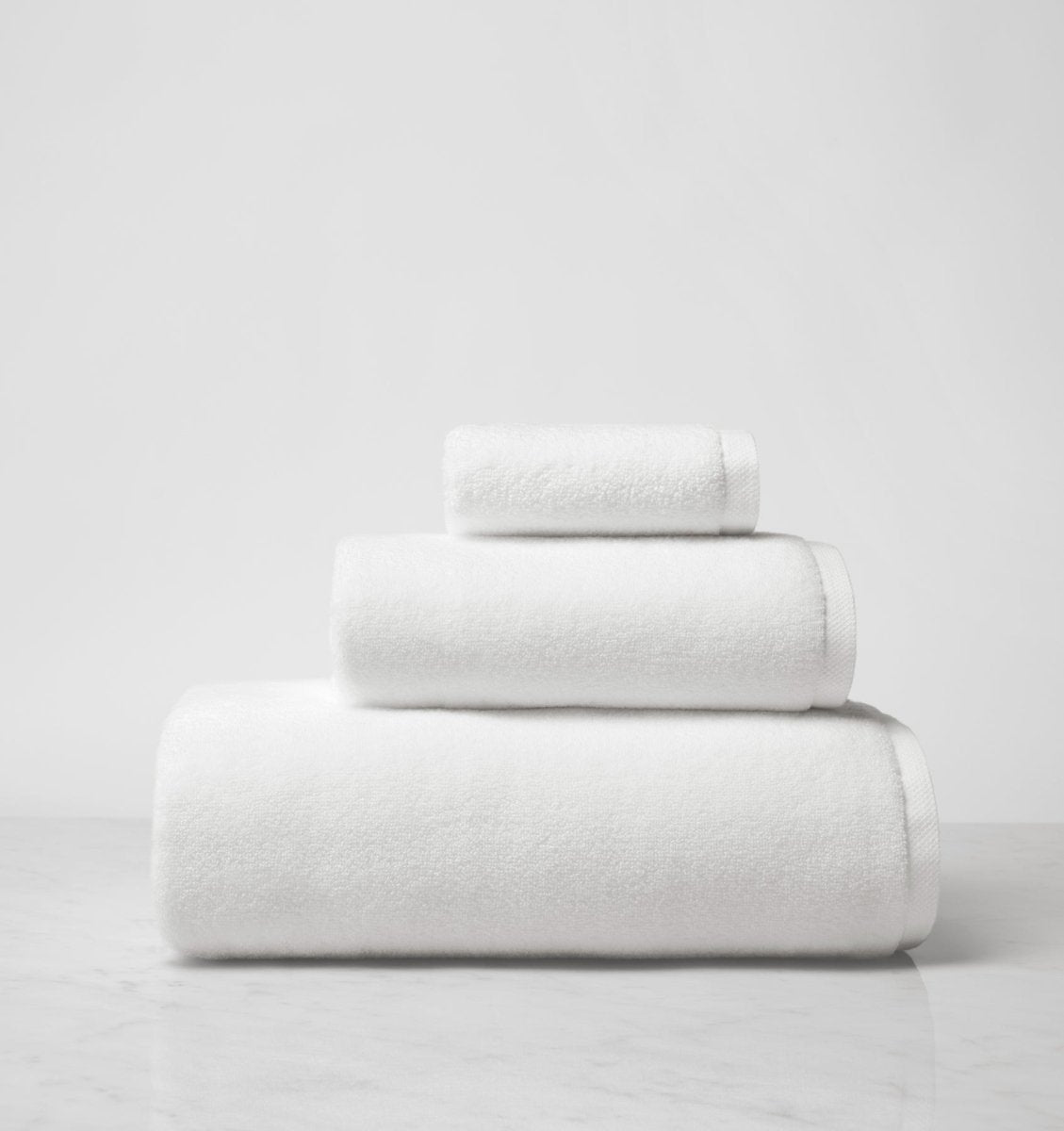 Cielo Hand Towels by Sferra Linens
