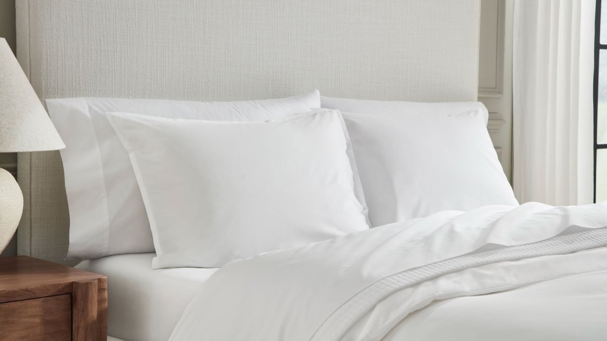 Giza 45 Corto Percale White Bedding by Sferra