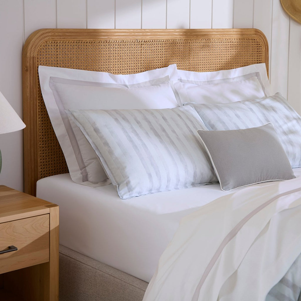 Kricia Lunar Bedding by Sferra