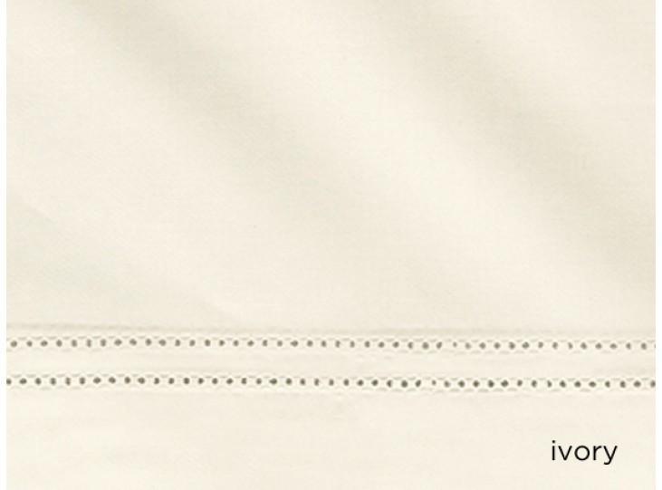 Virtuoso Sheeting Duvet and Shams by Peacock Alley