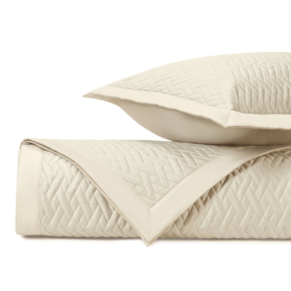 Viscaya Quilted Ivory by Home Treasures