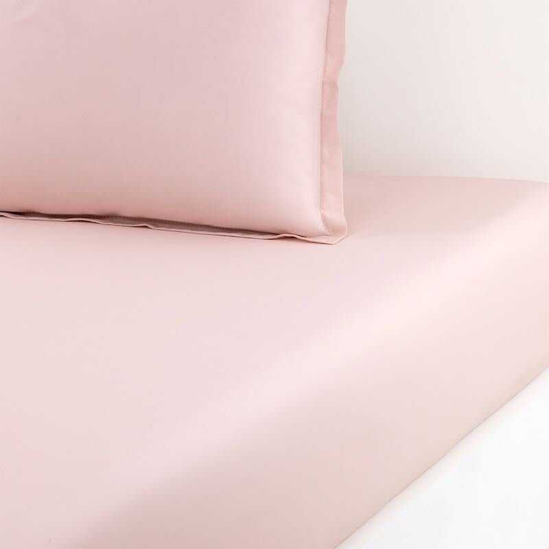 Batiste Nectar Bedding by Yves Delorme