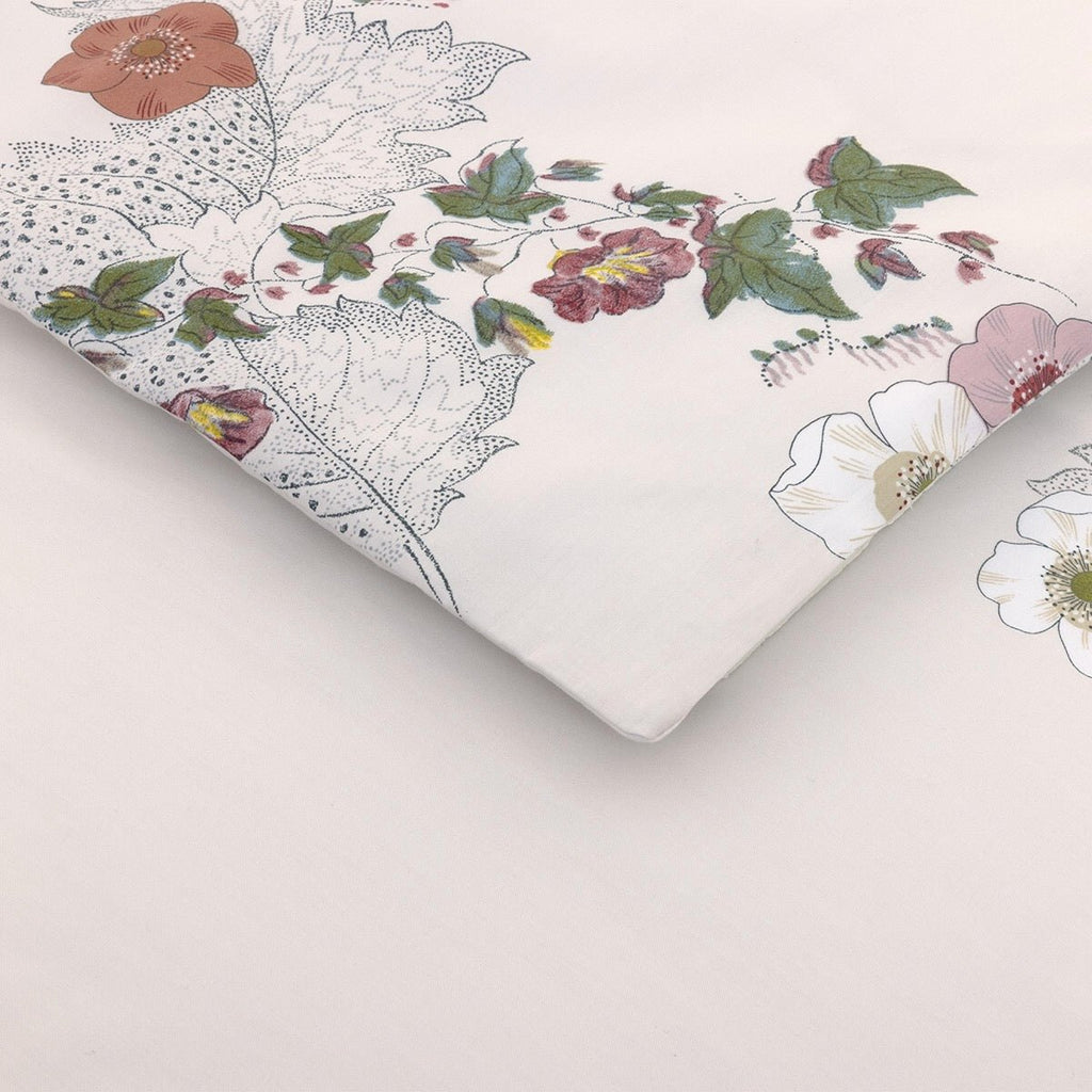 Corolles Organic Cotton Bedding by Yves Delorme