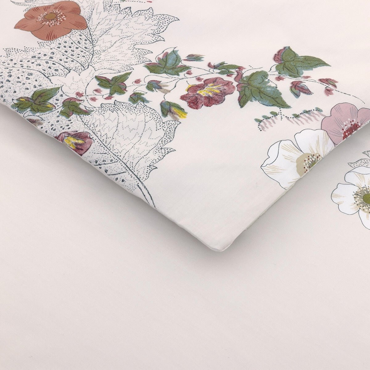 Corolles Organic Cotton Bedding by Yves Delorme