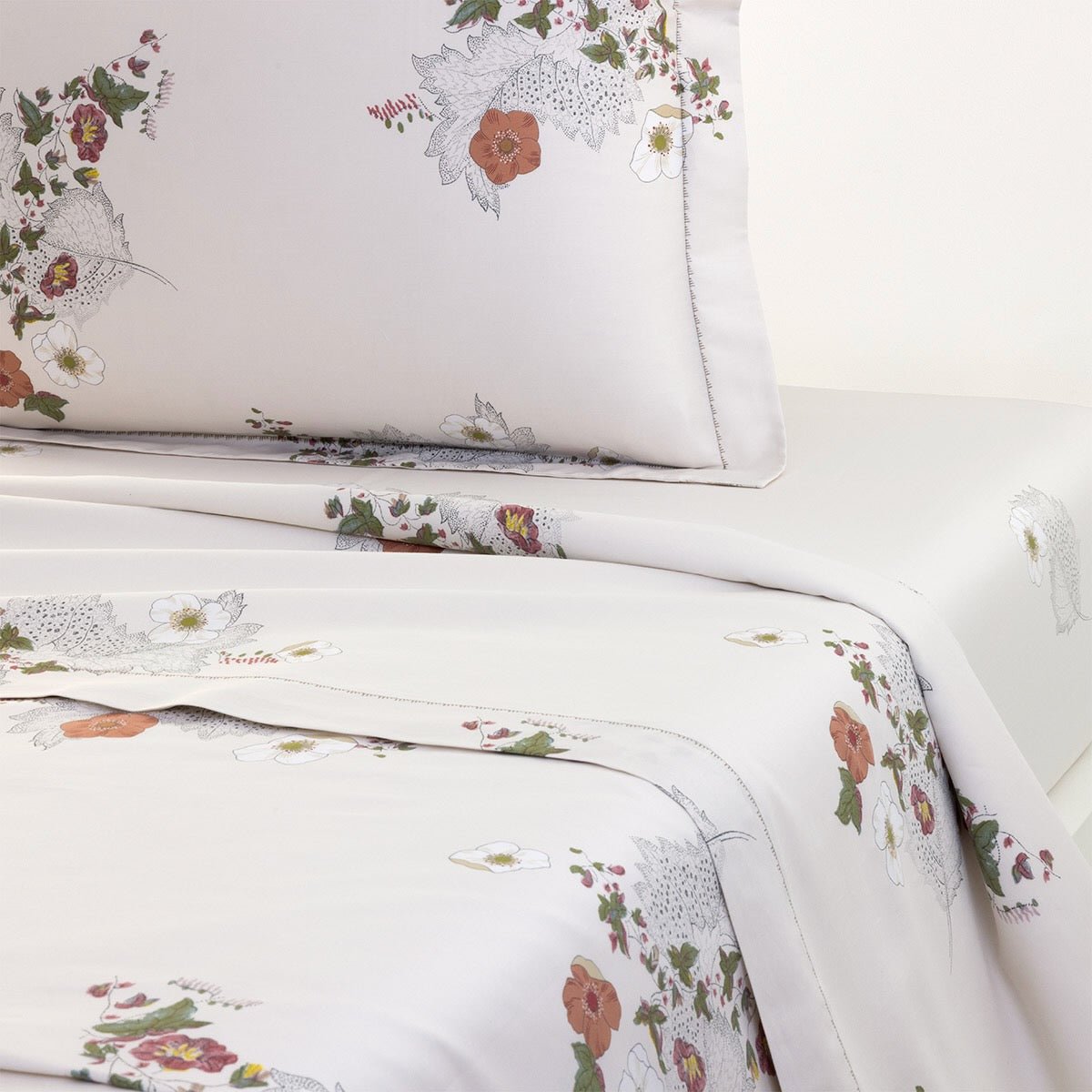 Corolles Organic Cotton Bedding by Yves Delorme