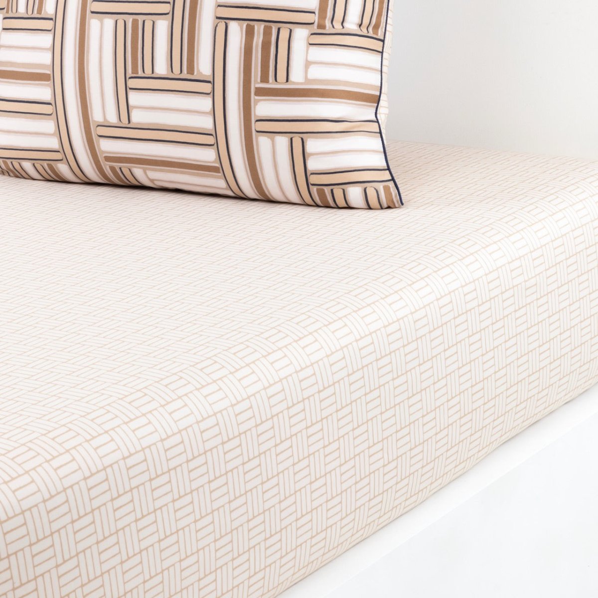 Dedale Cotton Bedding by Hugo Boss Home