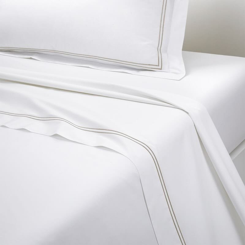Duo Pierre Bedding by Yves Delorme