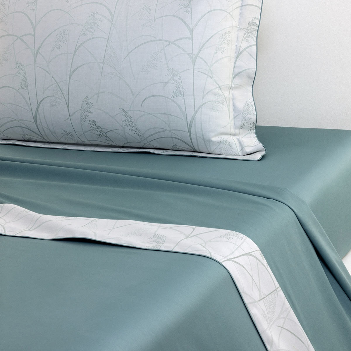 Graminee Fjord Bedding by Yves Delorme