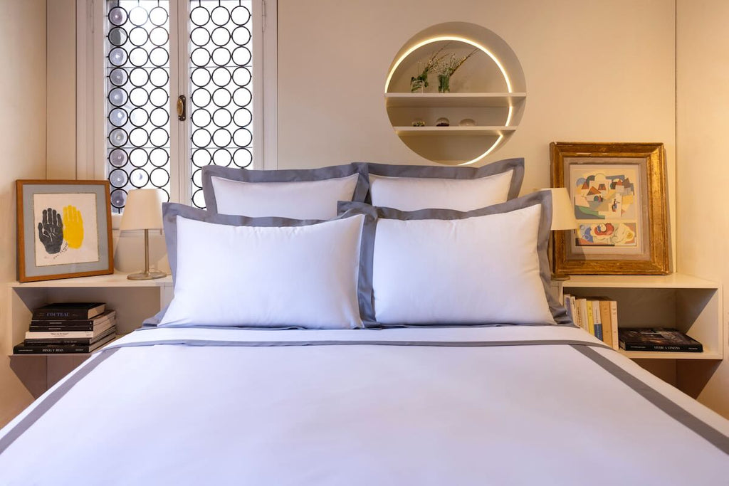 Linea Platine Bedding by Yves Delorme