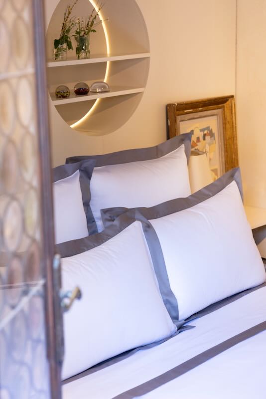 Linea Platine Bedding by Yves Delorme