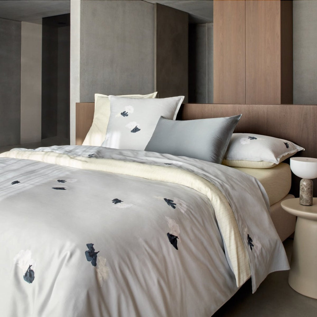 Moon Flowers Bedding by Hugo Boss Home