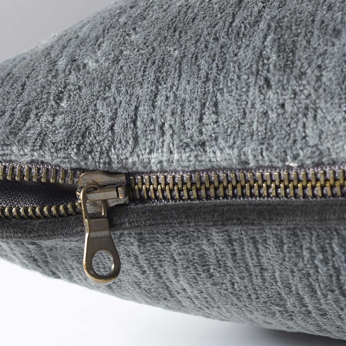 Boromee Zinc Decorative Pillow by Iosis